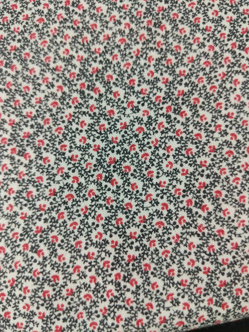 Vintage Quilt Cotton Fabric Small Print 2 Yards Sewing Material