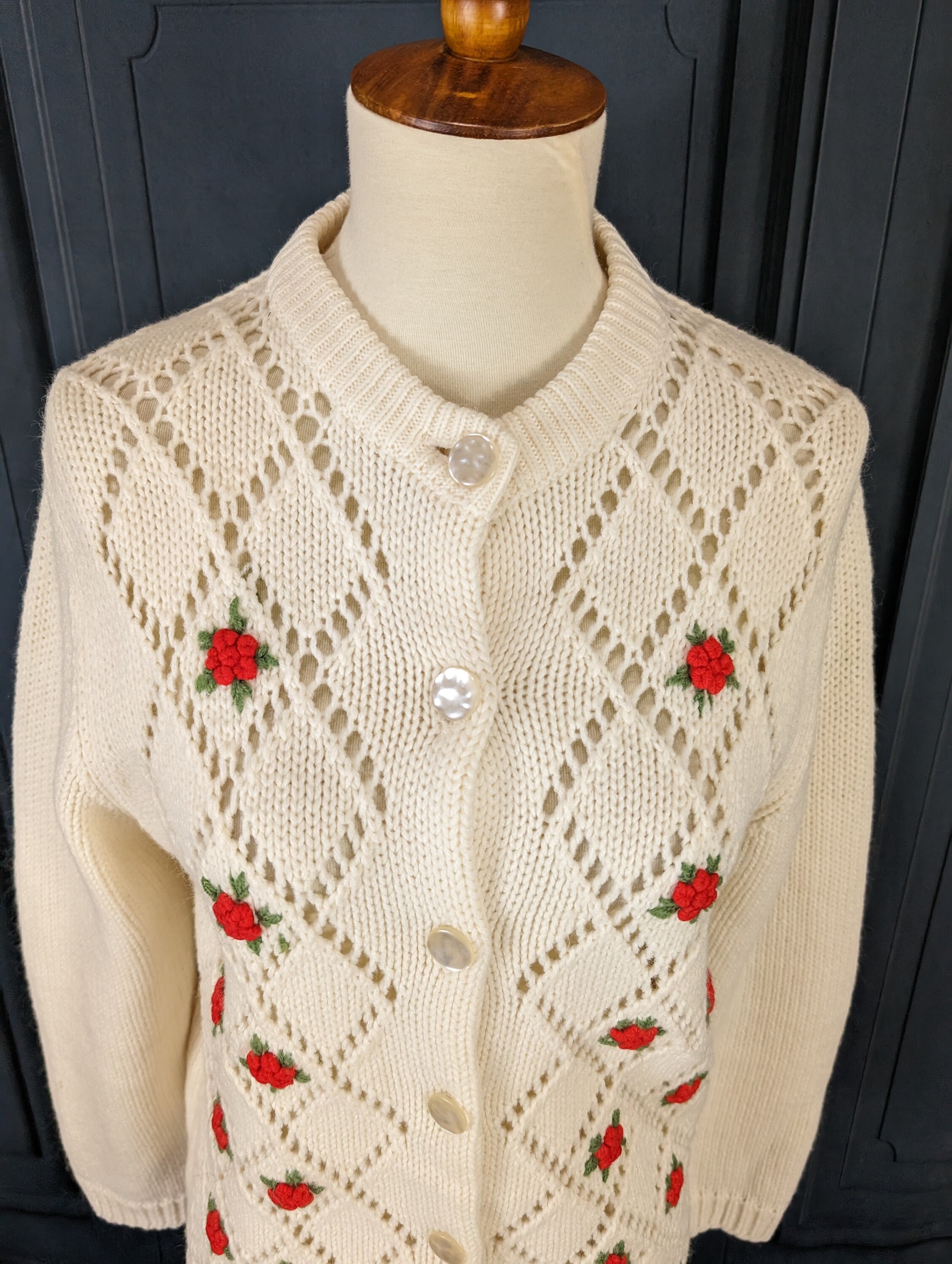 Vintage Embroidered Lace Roses Appliqued Sweater - Size