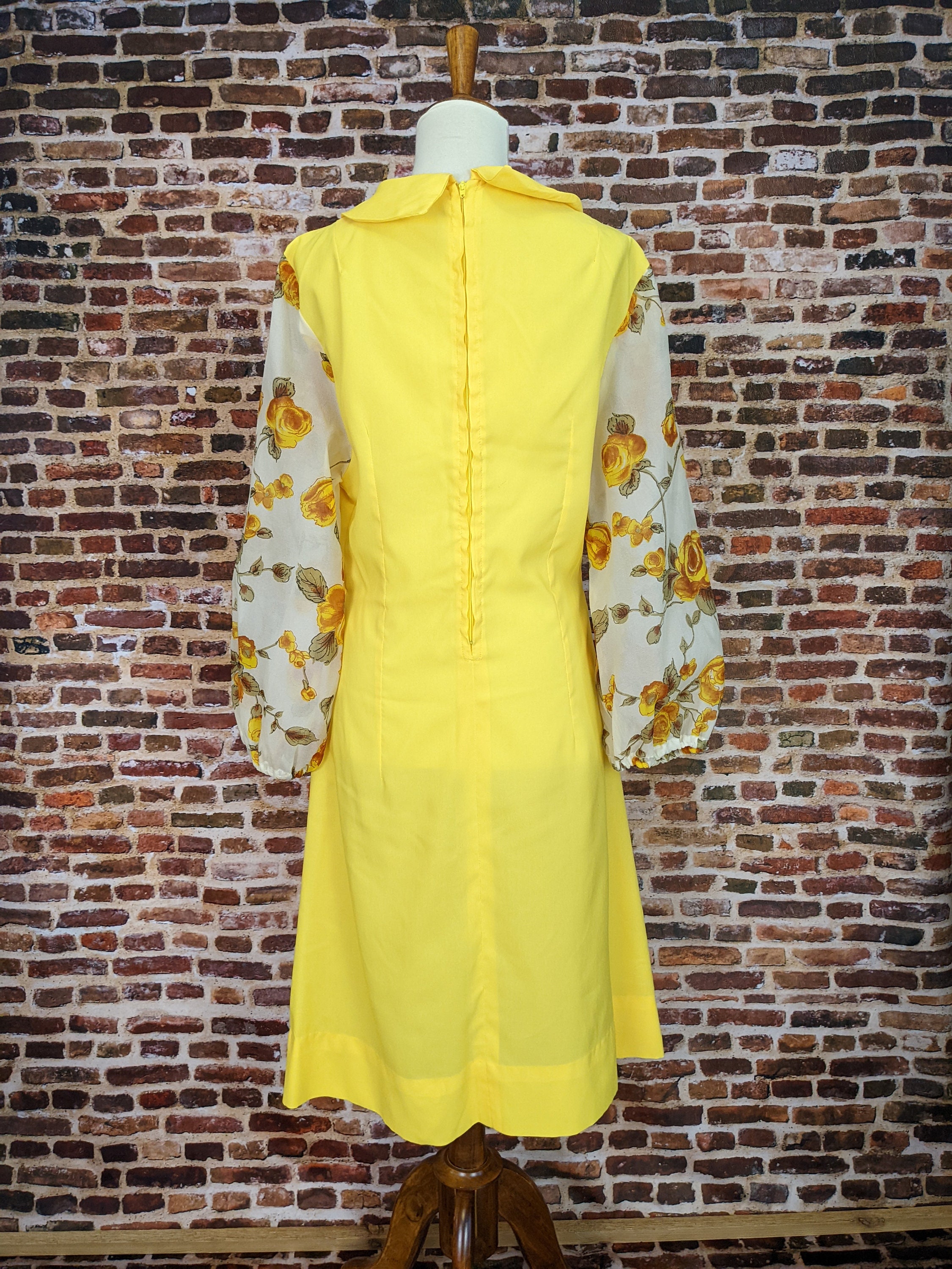 Vintage Yellow 60's Dress - Long Sleeve Floral Shift - Size Small
