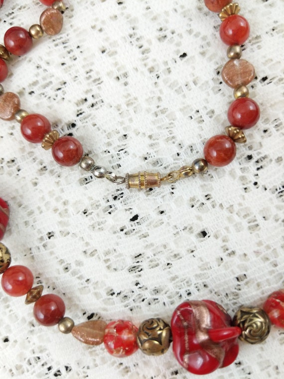 Vintage Glass Beaded Necklace Red Gold Tone Beads… - image 6