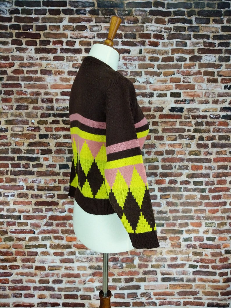 Vintage 60/'s 70/'s Knit Sweater Argyle Acrylic Women/'s Size XS Mod Yellow Brown