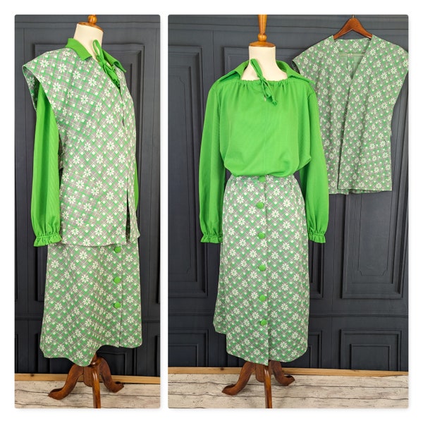 Vintage Bright Green Floral Skirt Suit - Ladies Women's Size Large XL - Shirt Vest and Skirt