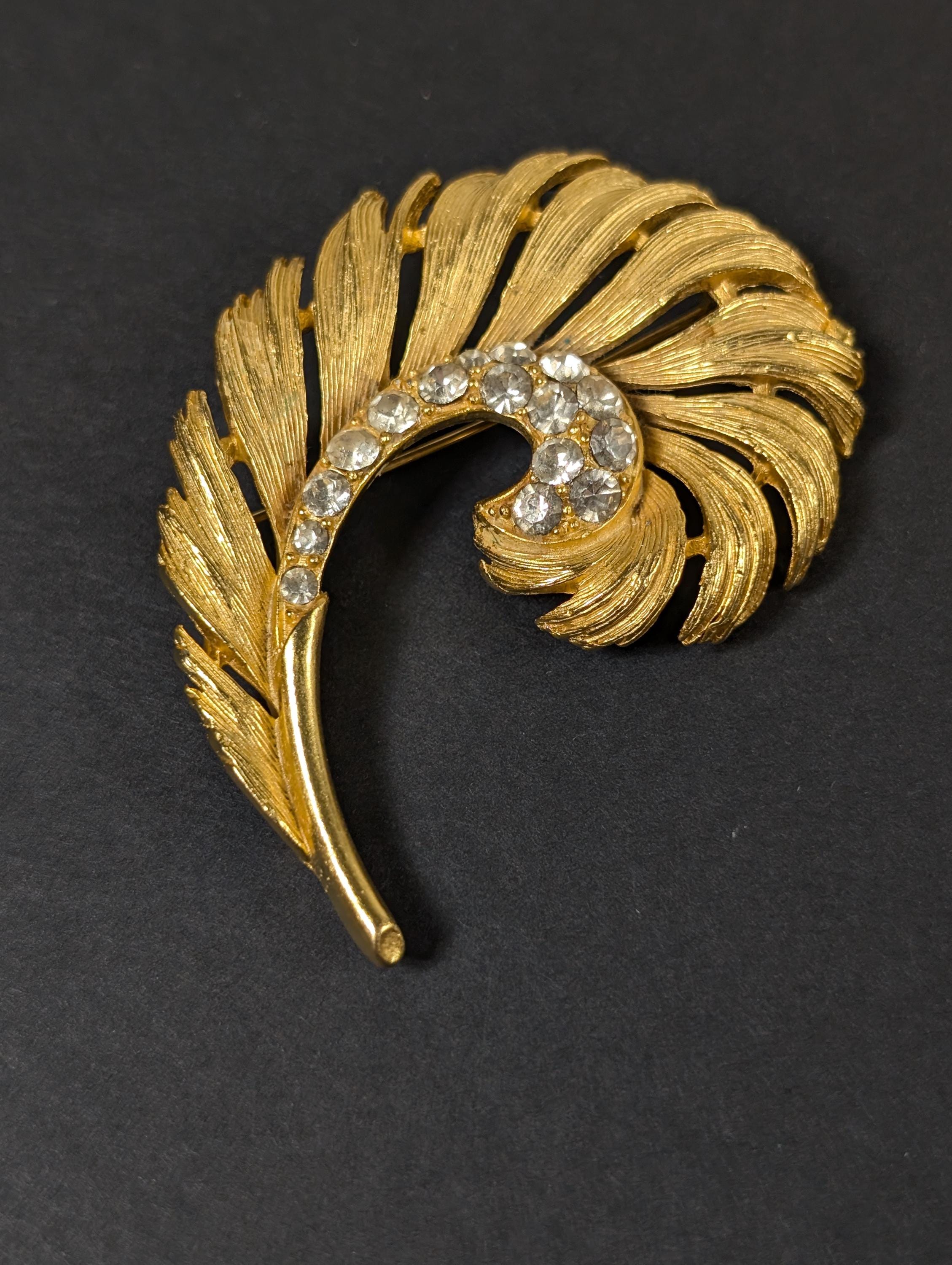 Vintage Feathered Brooch with Gem Center The legendary peacock brooch. At the 1867 World Fair in  main image 3