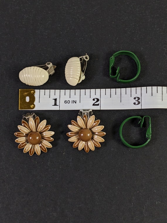 Three Pair Vintage Clip on Earrings - Brown Flora… - image 4