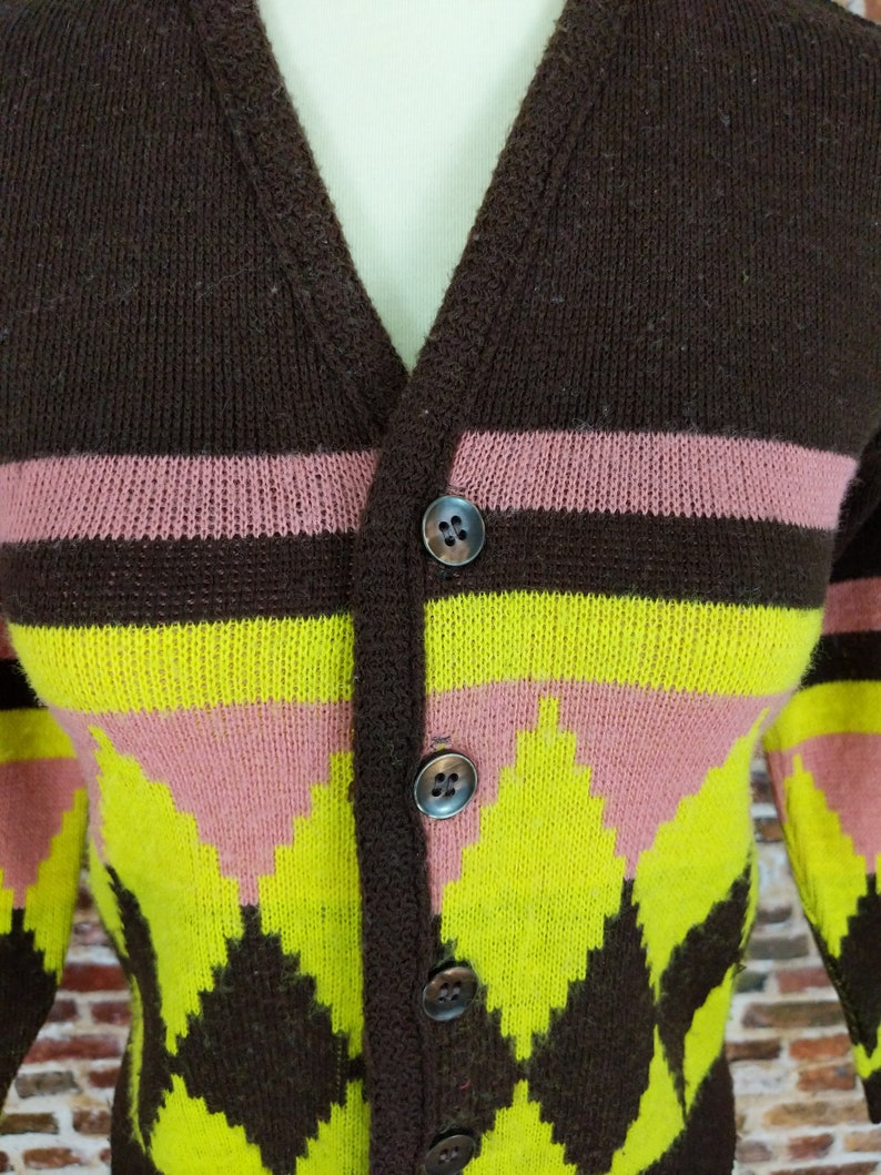 Vintage 60/'s 70/'s Knit Sweater Argyle Acrylic Women/'s Size XS Mod Yellow Brown