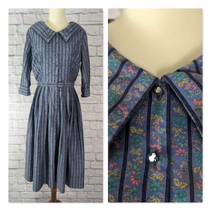 Vintage 50&#39;s 60&#39;s Cotton Dress Rhinestone Buttons Shirtwaist Size Small Medium Belted