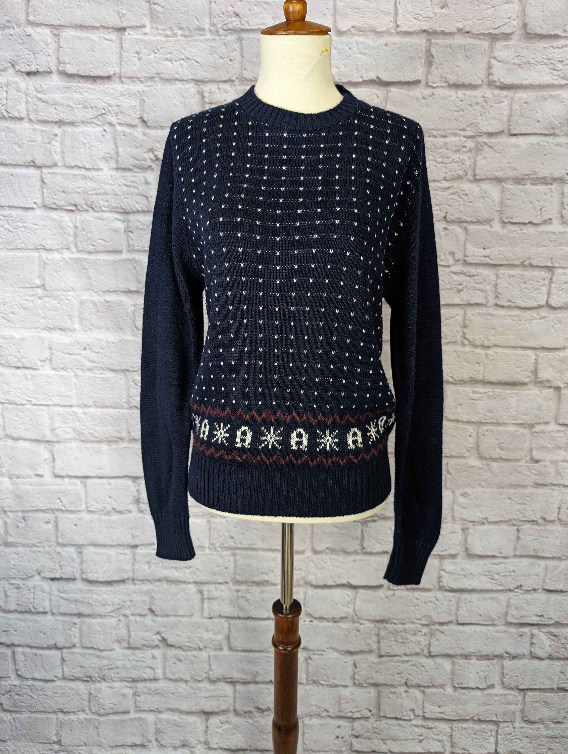 Vintage Etienne Aigner Sweater - Navy Blue Patterned Knit