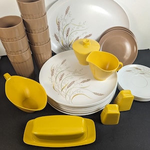 Vintage 32 Piece Melmac Dish Set - Yellow and Brown Plastic - Floral Flower 70&#39;s Decor
