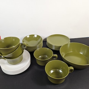 Vintage Allied Chemical Green Melamine Dish Set - Cups Saucers Bowls - 30 Pcs