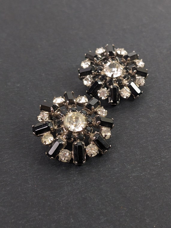 Vintage Rhinestone Clip on Earrings - Black Clear… - image 8