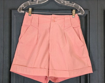 Vintage High Waisted Pleated Shorts - Pink Poly Cotton with Pockets - Women's Ladies Size Small