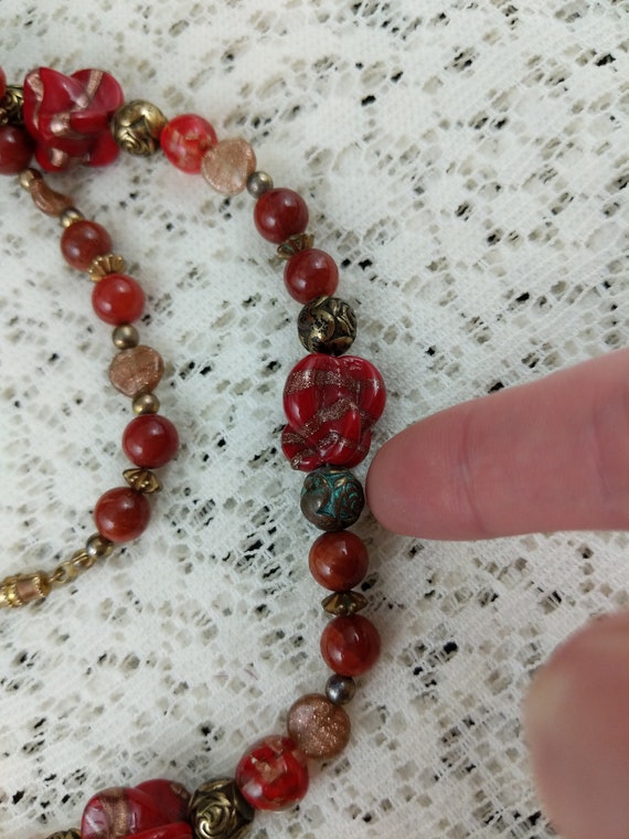 Vintage Glass Beaded Necklace Red Gold Tone Beads… - image 5