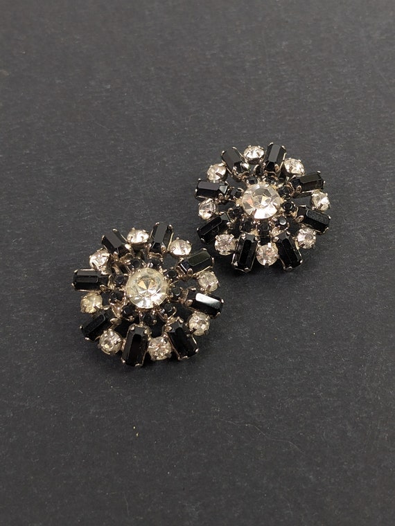 Vintage Rhinestone Clip on Earrings - Black Clear… - image 7