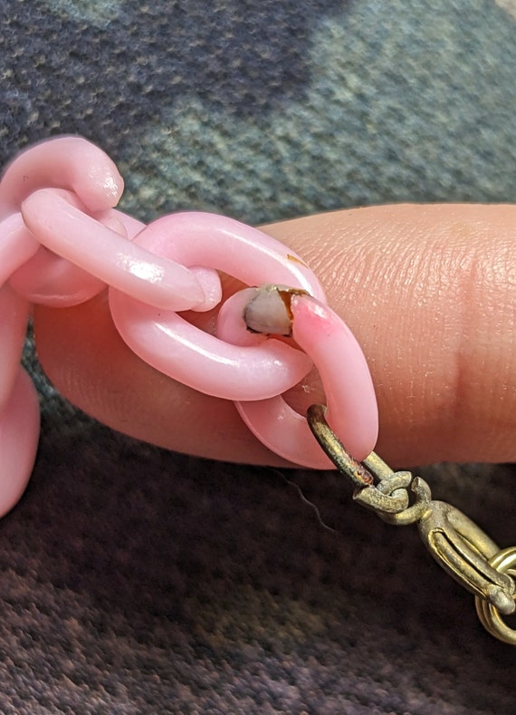 Vintage Plastic Chain Necklace - Pastel Pink Link… - image 9