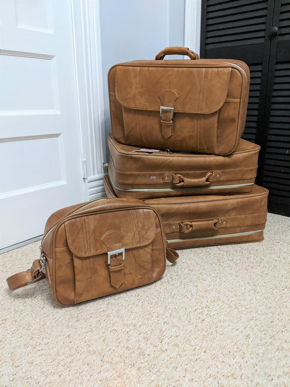 Vintage 4 Piece Luggage Set American Tourister Loc