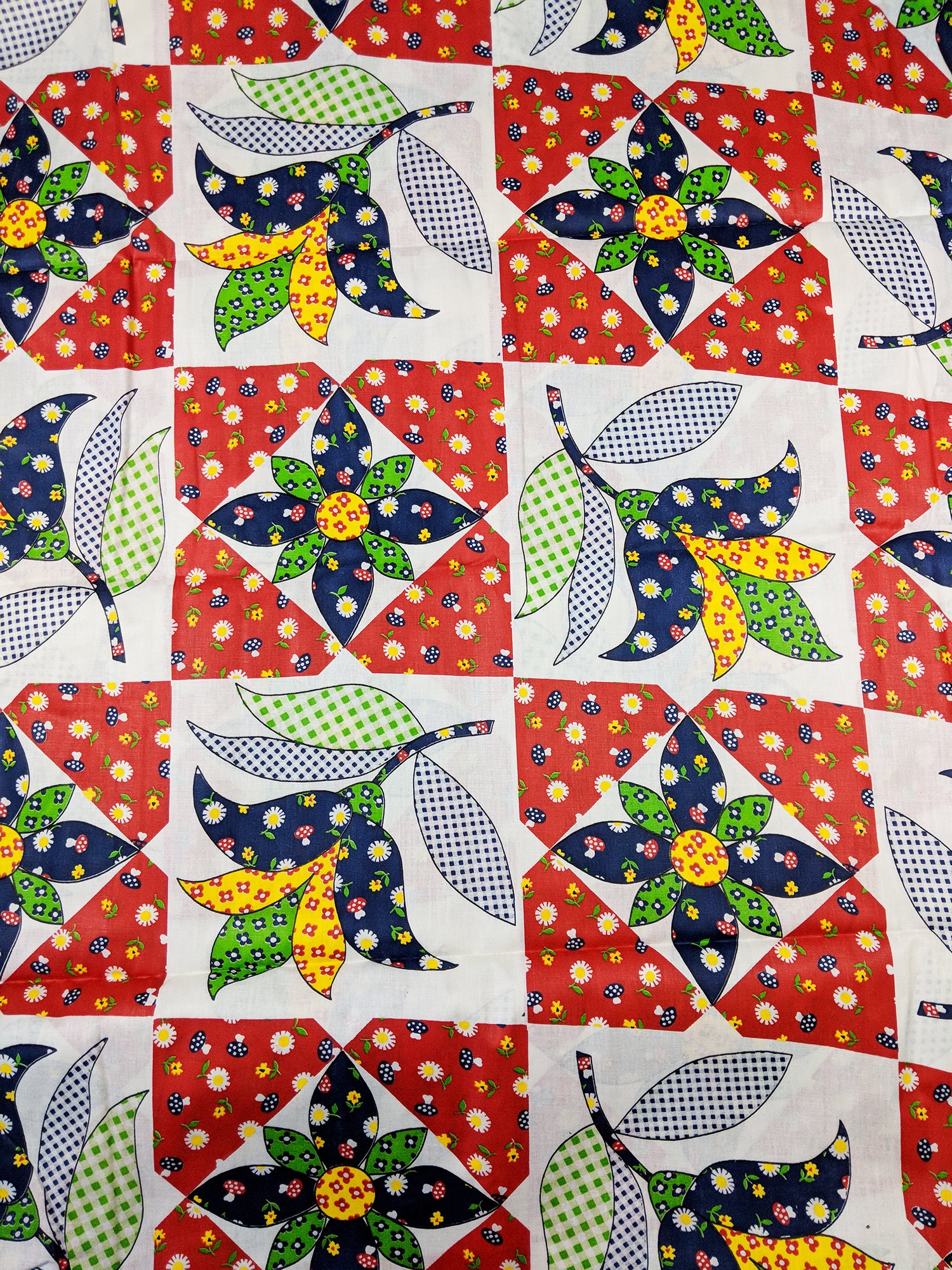 Cheater Quilt Fabric 60s Print Cotton 10 Yards Floral Flower Etsy