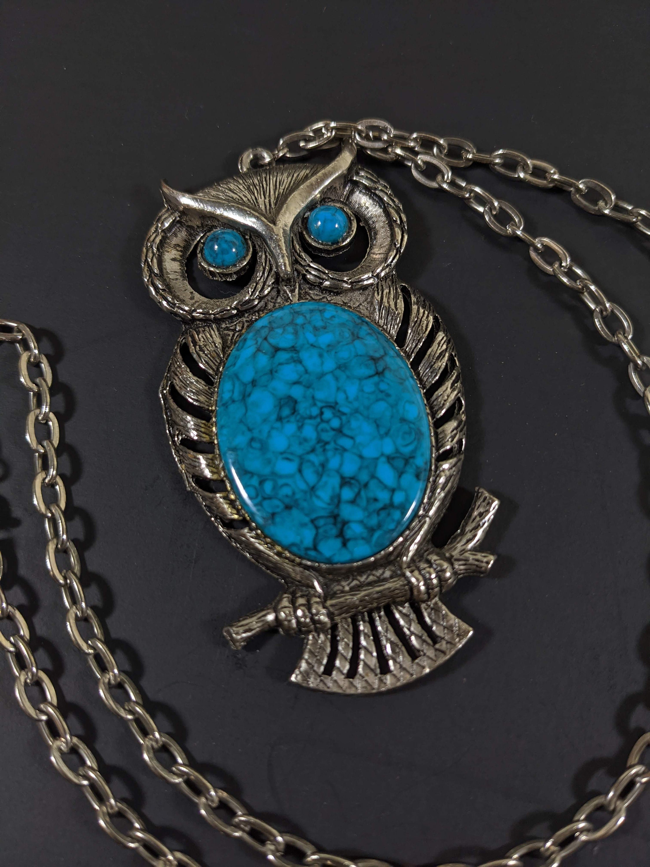 Vintage Owl Necklace - Silver Tone Turquoise Colored Stone