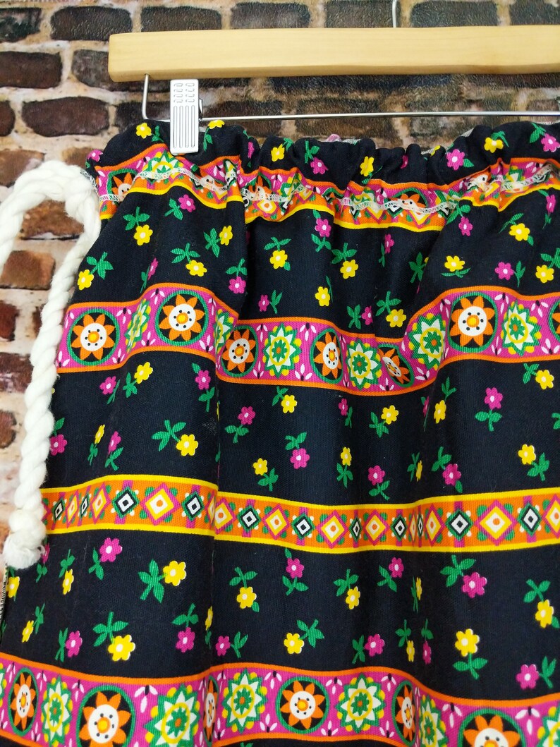 Vintage 60/'s 70/'s Hippie Skirt Colorful Print Rope Ties Size Small