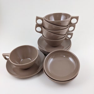 Vintage Melmac Brand Melamine Dish Set - Brown Melmac - Mugs Saucers Bowls 14 Pc