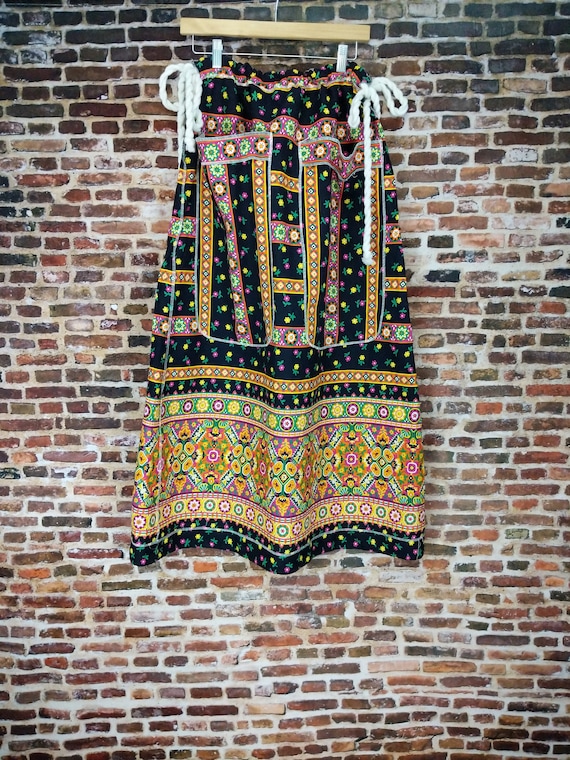 Vintage 60/'s 70/'s Hippie Skirt Colorful Print Rope Ties Size Small