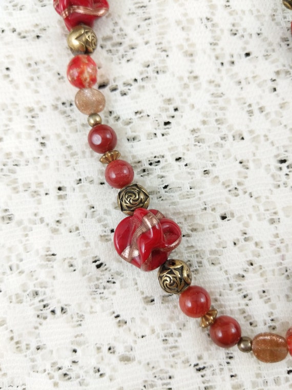 Vintage Glass Beaded Necklace Red Gold Tone Beads… - image 4