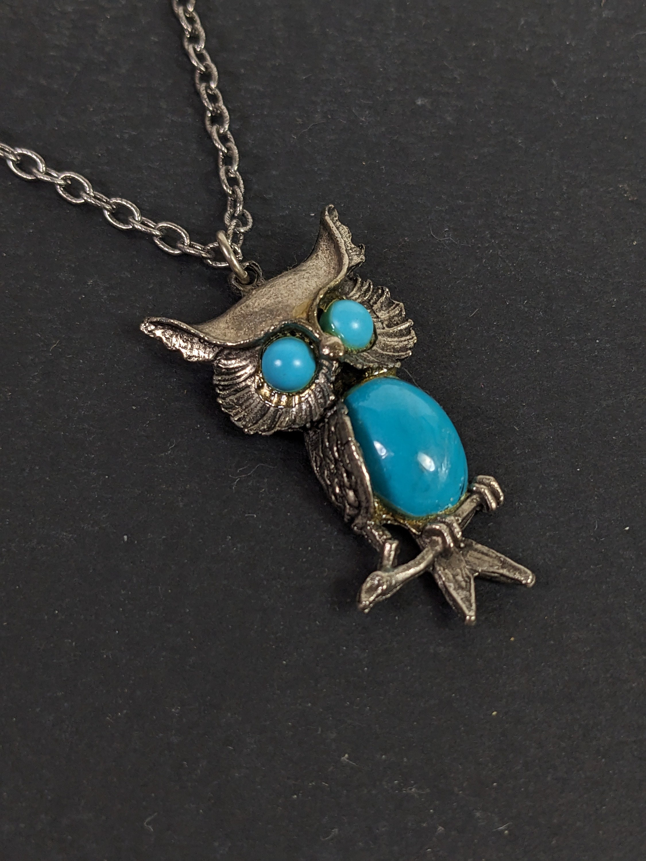 Vintage Owl Shaped Pendant Necklace - Turquoise Cabochon Eyes Silver Tone