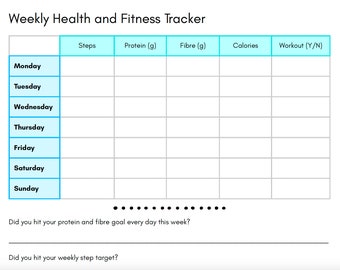 Könnte beinhalten: Ein wöchentlicher Gesundheits- und Fitness-Tracker mit einer Tabelle, um Schritte, Protein, Ballaststoffe, Kalorien und Training für jeden Tag der Woche zu protokollieren. Die Tabelle hat einen hellblauen Rand und die Wochentage sind in einer Spalte links aufgelistet. Am unteren Rand des Trackers befinden sich zwei Fragen: "Hast du dein Protein- und Ballaststoffziel jeden Tag dieser Woche erreicht?" und "Hast du dein wöchentliches Schrittziel erreicht?"