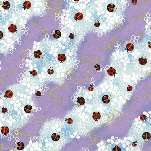 Chiyogami o carta yuzen, onde di coccinelle in viola e blu con oro, 9"x12"