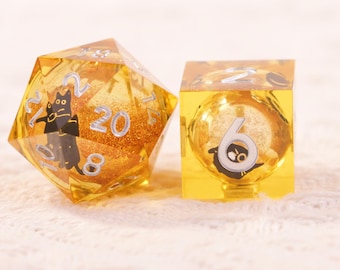 Yellow Swirl Liquid Core Dice with Black Cat, RPG Dice Set, DM Gifts, Nerdy Gifts, Dungeons and Dragons, Handmade Polyhedral Dice,Resin Dice
