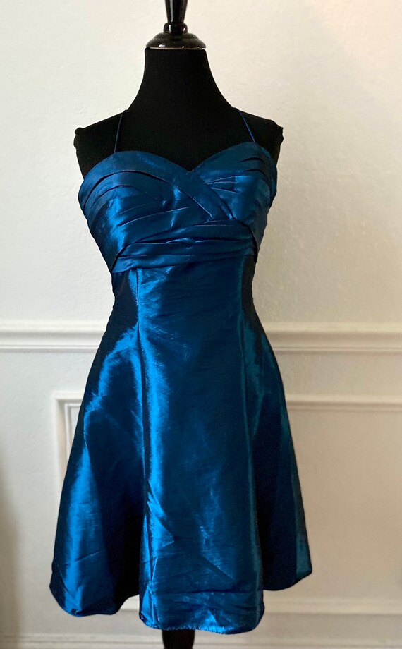 Taffeta. Pleated Bodice. Size 