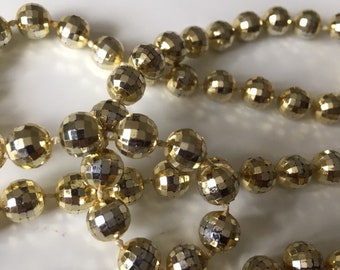 Vintage necklace - pale gold self strung plastic beads - Costume Jewelry