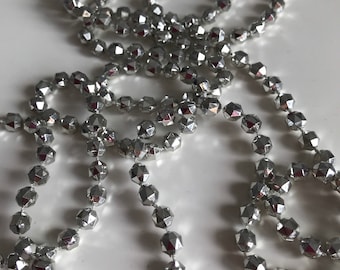 Vintage necklace - metallic silver self strung plastic faceted beads - Costume Jewelry