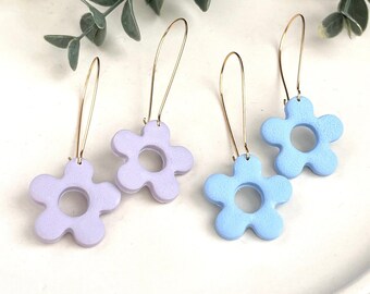 Daisy Flower Clay Earrings, Polymer Clay Earrings, Spring Earrings, Dangle Earrings, Handmade Earrings, Hypoallergenic