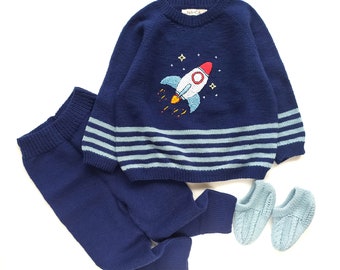 Ensemble pour bébé 100 % laine mérinos fabriqué à la main avec broderie fusée - pull, leggings et chaussons