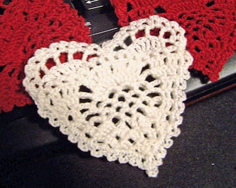 A Merry Heart DIGITAL PDF crochet pattern.