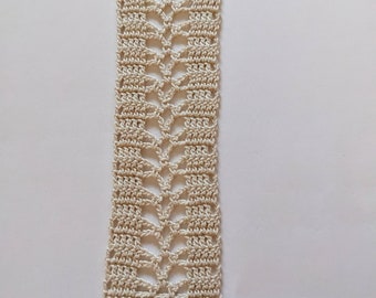 Grapevine Bookmark Beige