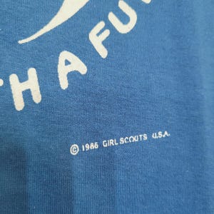VTG 1986 Girl Scouts T Shirt M Single Stitch USA Made 75th Anniversary 80s image 3
