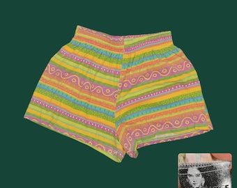 80s Neon Abstract Striped High Waisted Shorts, Vintage 90s In Charge Vibrant Summer Festival Mom Shorts, Women's Size Small