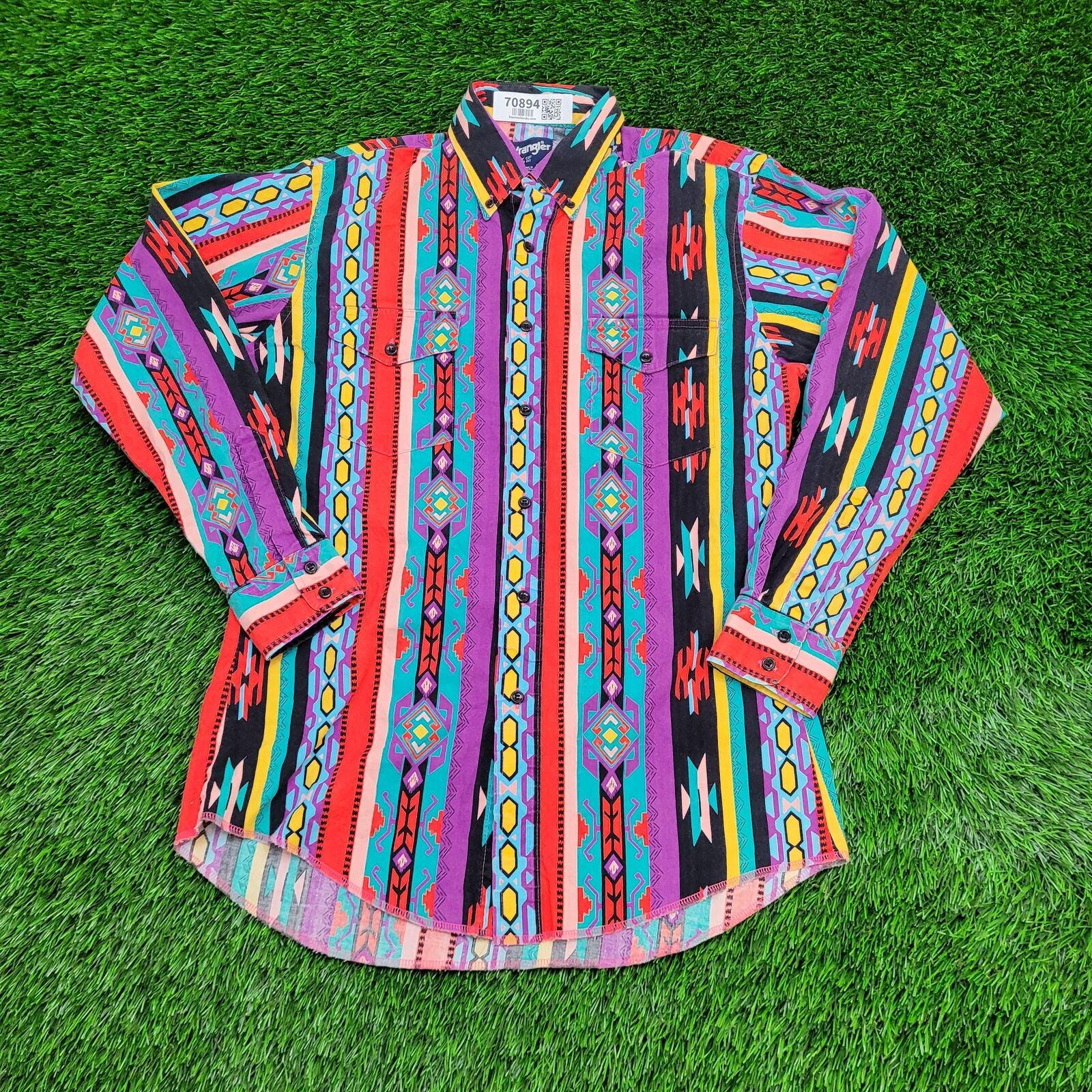 Vintage 80s Wrangler Western Button Shirt Medium 20x30 USA Vintage 80s Wrangler Western Button Shirt Medium 20x30 USA