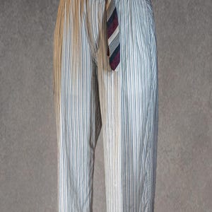 Polo Ralph Lauren Authentic 1980&#39;s Striped Dobby Cotton Pleated Dress Pant / Polo 1980&#39;s Cotton Blue Multi Striped Dobby Vintage Fabric Pant