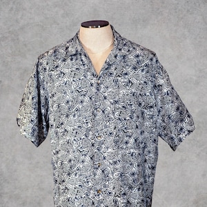 Perry Ellis Authentic 1980&#39;s 100% Silk Short Sleeve Shirt / Vintage 1980&#39;s Perry Ellis Navy Abstract Print Silk Short Sleeve Summer Shirt