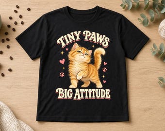 Tiny Paws Big Attitude T-shirt, grappig T-shirt met een brutale kat, cadeau voor kattenliefhebbers, schattig oranje kitten T-shirt