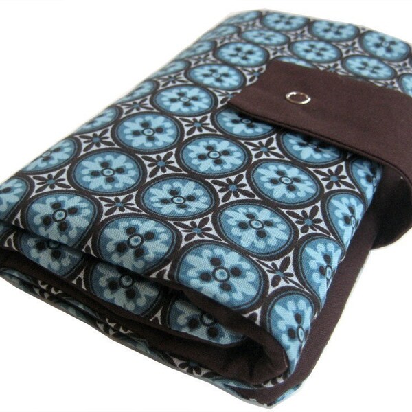 circular knitting needle organizer - chocolate and blue mosaic