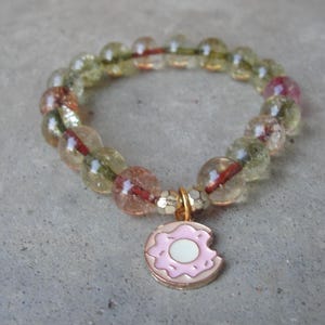 Donut Lover Charm Beaded Bracelet. 10mm Bracelet For Women. Clear Pink Green Quartz Gemstones. Elastic Stretch Bracelet. Gift for Her.