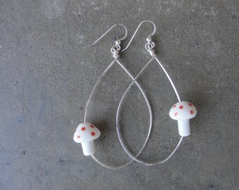 Mushroom Sterling Silver Hoops. Orange Red Dotted Glass Mushroom Earrings. Medium Hoop Earrings. Gift for Her. Boho Hippie Chic Style.