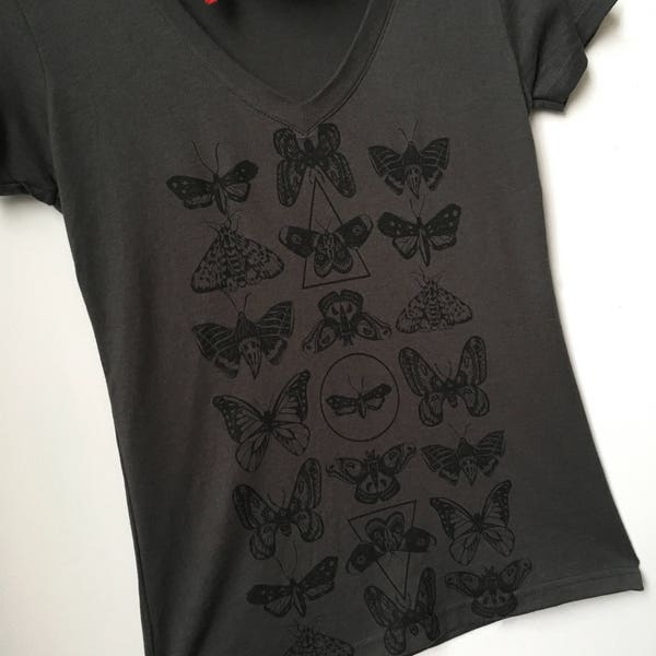 Moth Print V-neck Tee- Ladies Fit