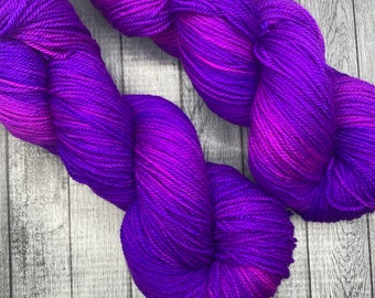 Violet Sky | Semi-Solid Yarn | Hand Dyed Yarn | Superwash Yarn | Worsted Weight Yarn | Purple Yarn