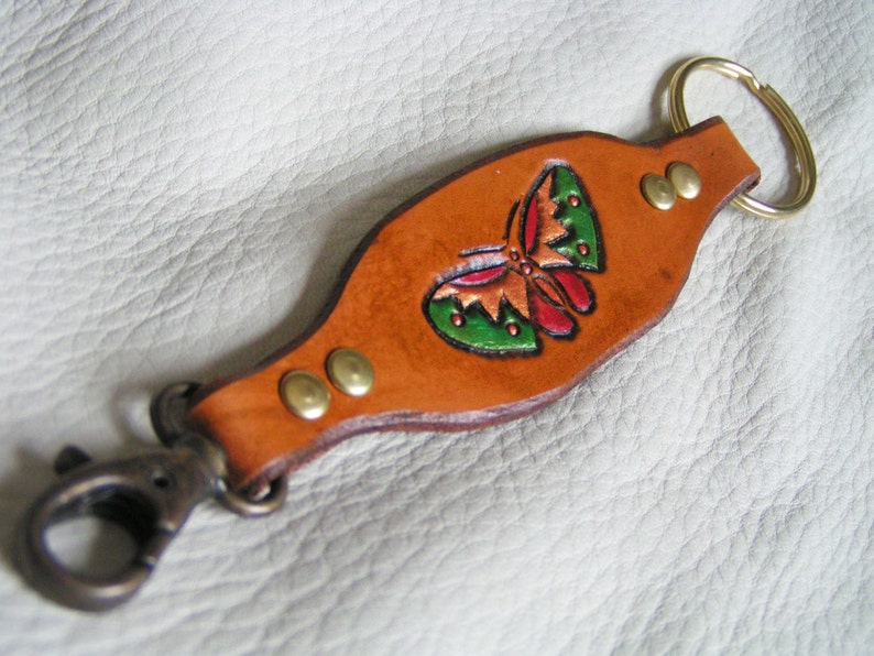 Red and green butterfly key fob image 3