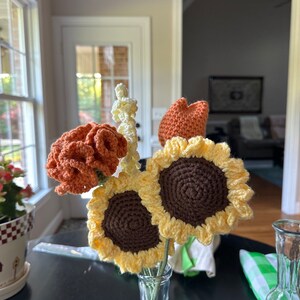 Medium--Crochet Flower Bouquet