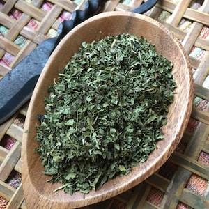 LEMON BALM organic leaf Melissa officinalis herb cut and sifted Two Ounce 56g tea herbal
